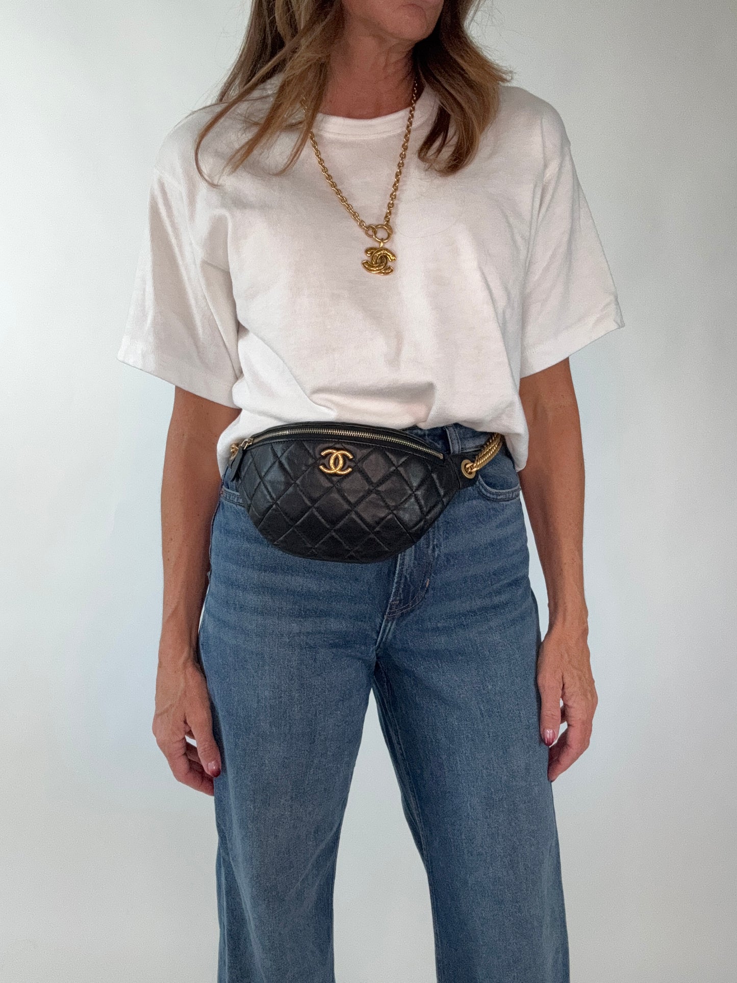 Chanel Waist Bag Sweetheart -Black