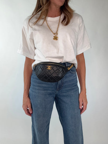 Chanel Waist Bag Sweetheart -Black