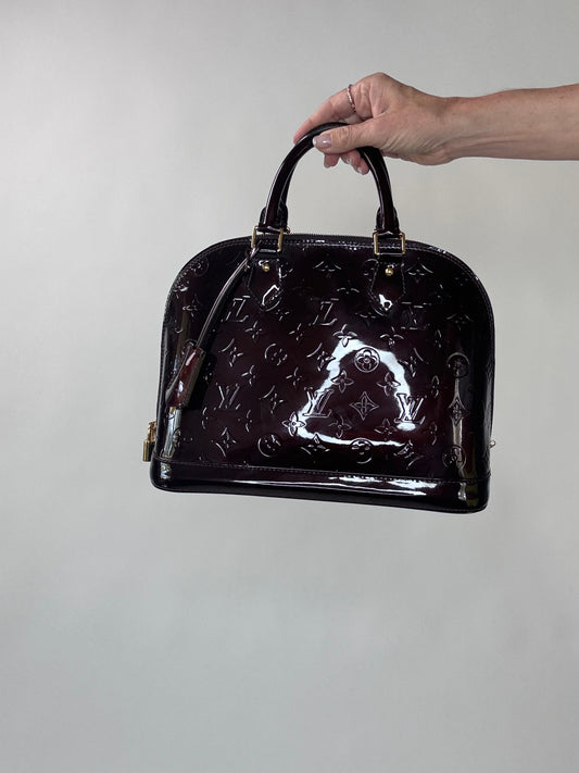 Louis Vuitton Alma GM Vernis Burgundy