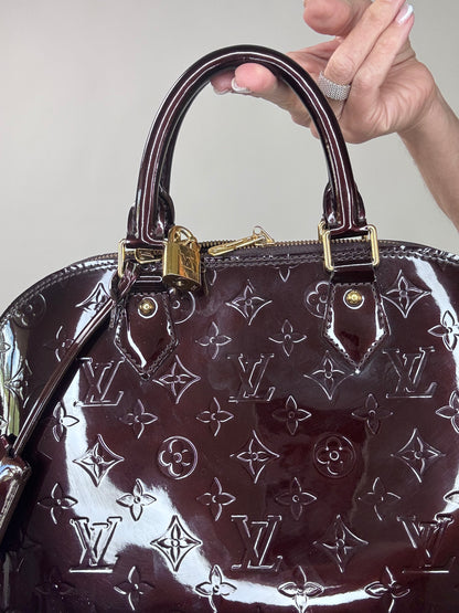 Louis Vuitton Alma GM Vernis Burgundy