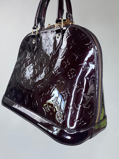 Louis Vuitton Alma GM Vernis Burgundy