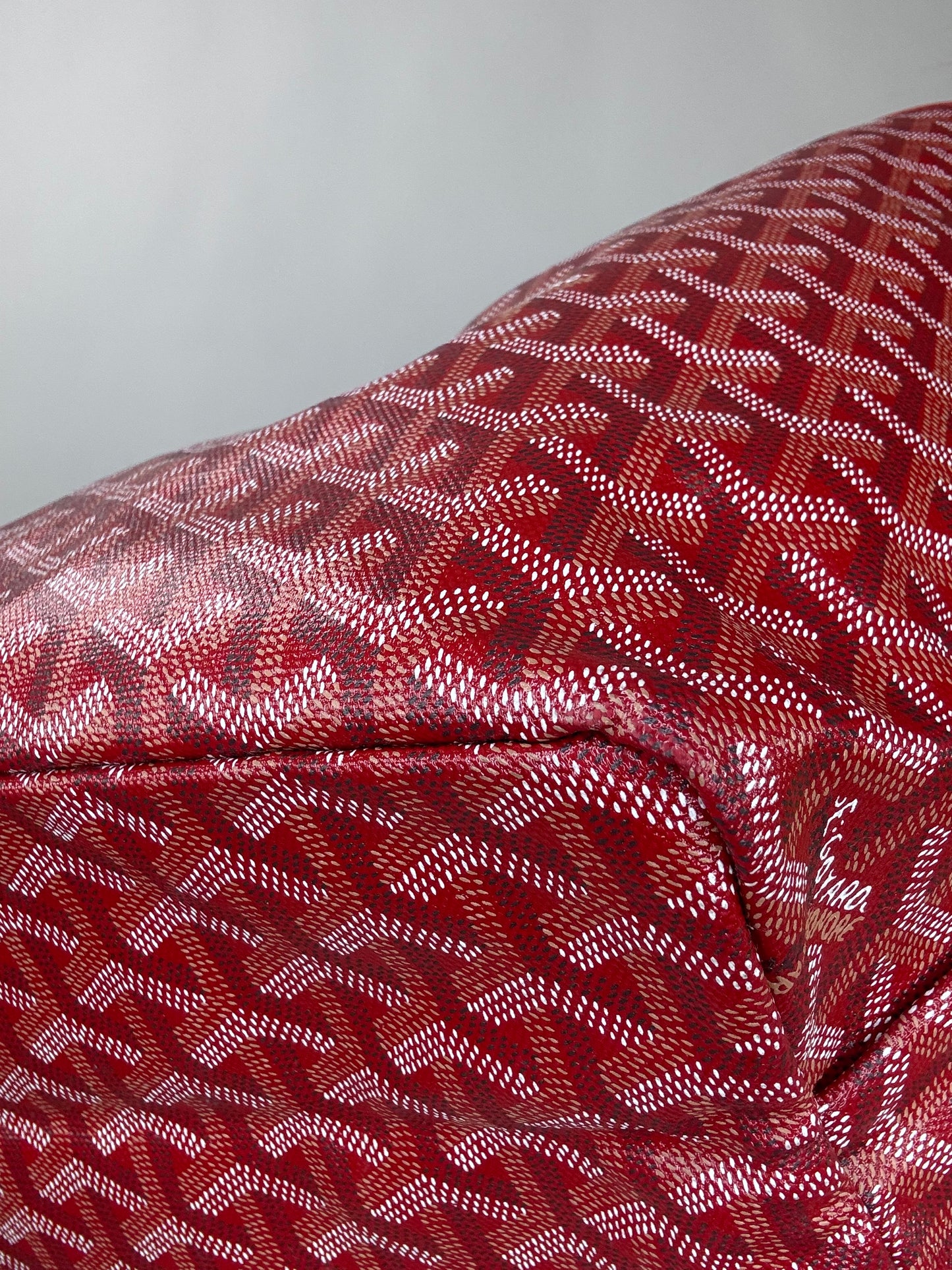 Goyard Goyardine St Louis PM Deep Red With Pouch