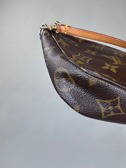 Louise Vuitton Takashi Murakami Cherry Pochette
