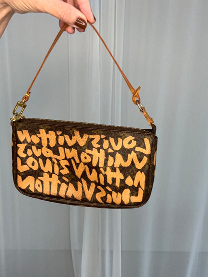 Stephen Sprouse Graffiti  Louis Vuitton Pochette