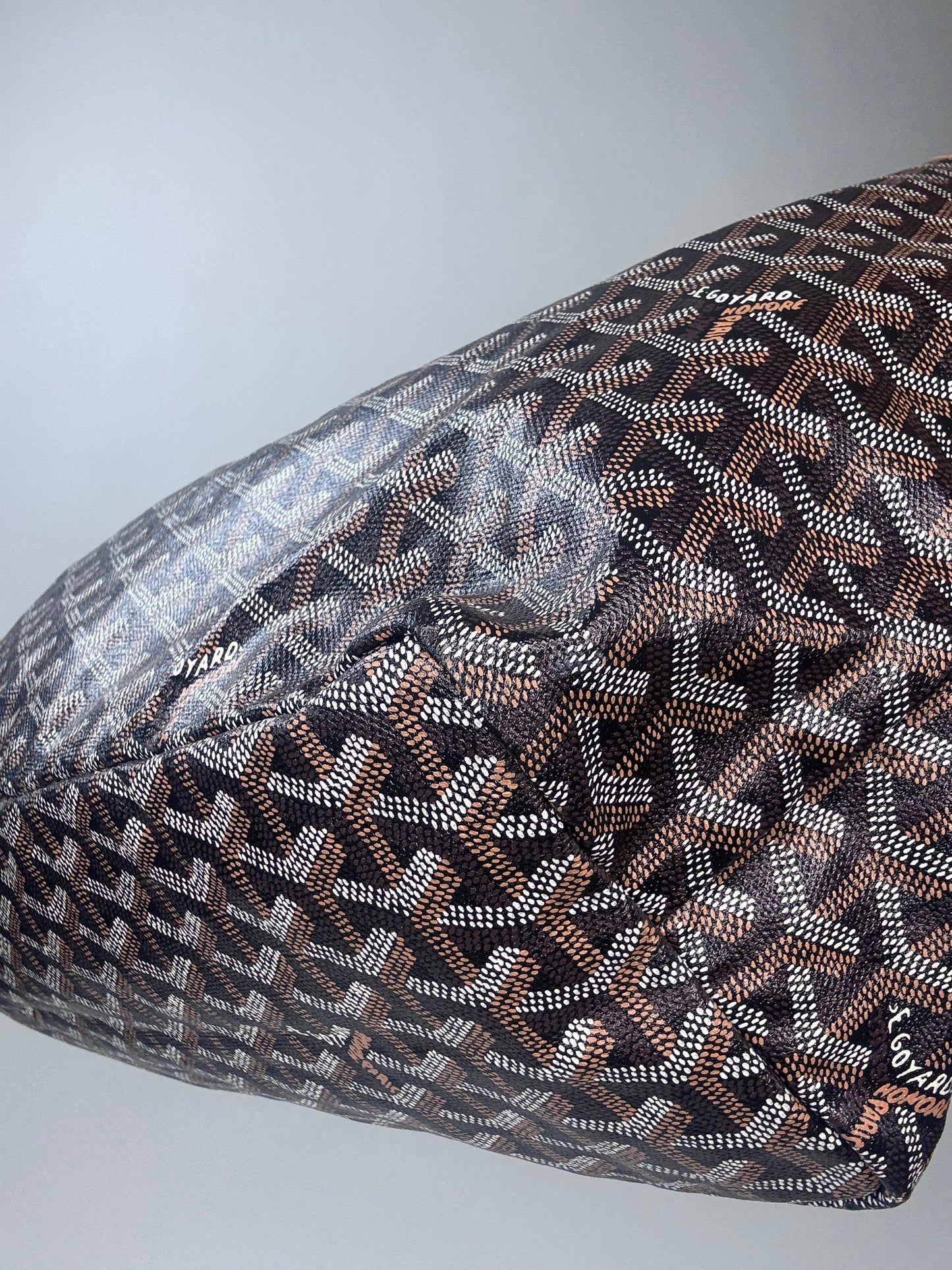 Goyard Goyardine St Louis PM  Black Gold w/Pouch Tote