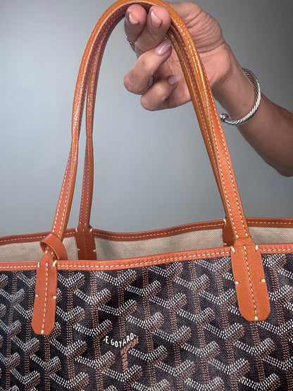 Goyard Goyardine St Louis PM  Black Gold w/Pouch Tote