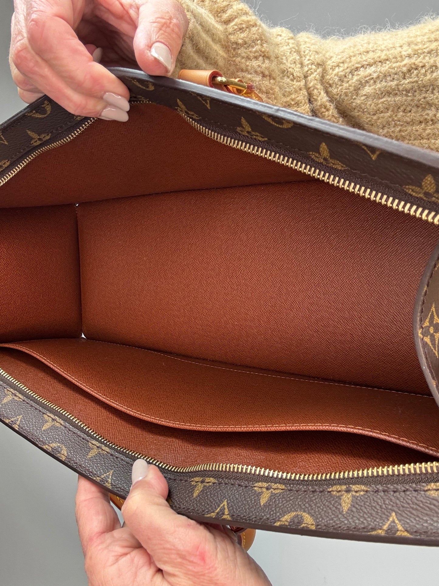 Louis Vuitton Monogram Triangle Sac