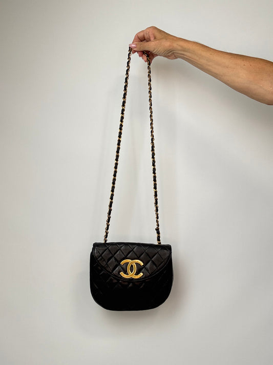 Chanel Round CC Chain Crossbody Bag 1986-1988
