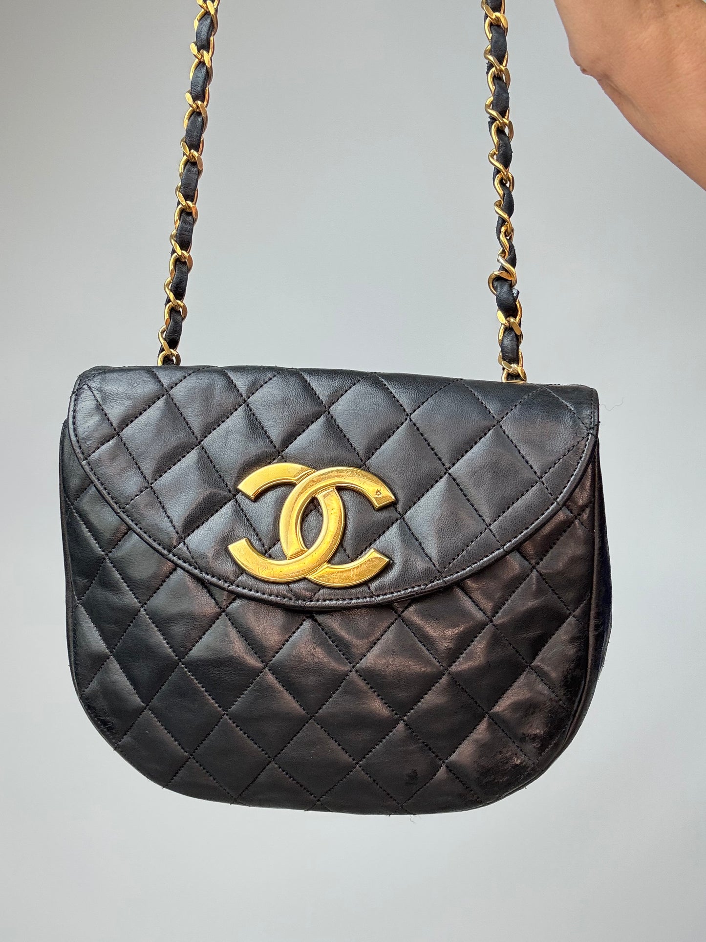 Chanel Round CC Chain Crossbody Bag 1986-1988