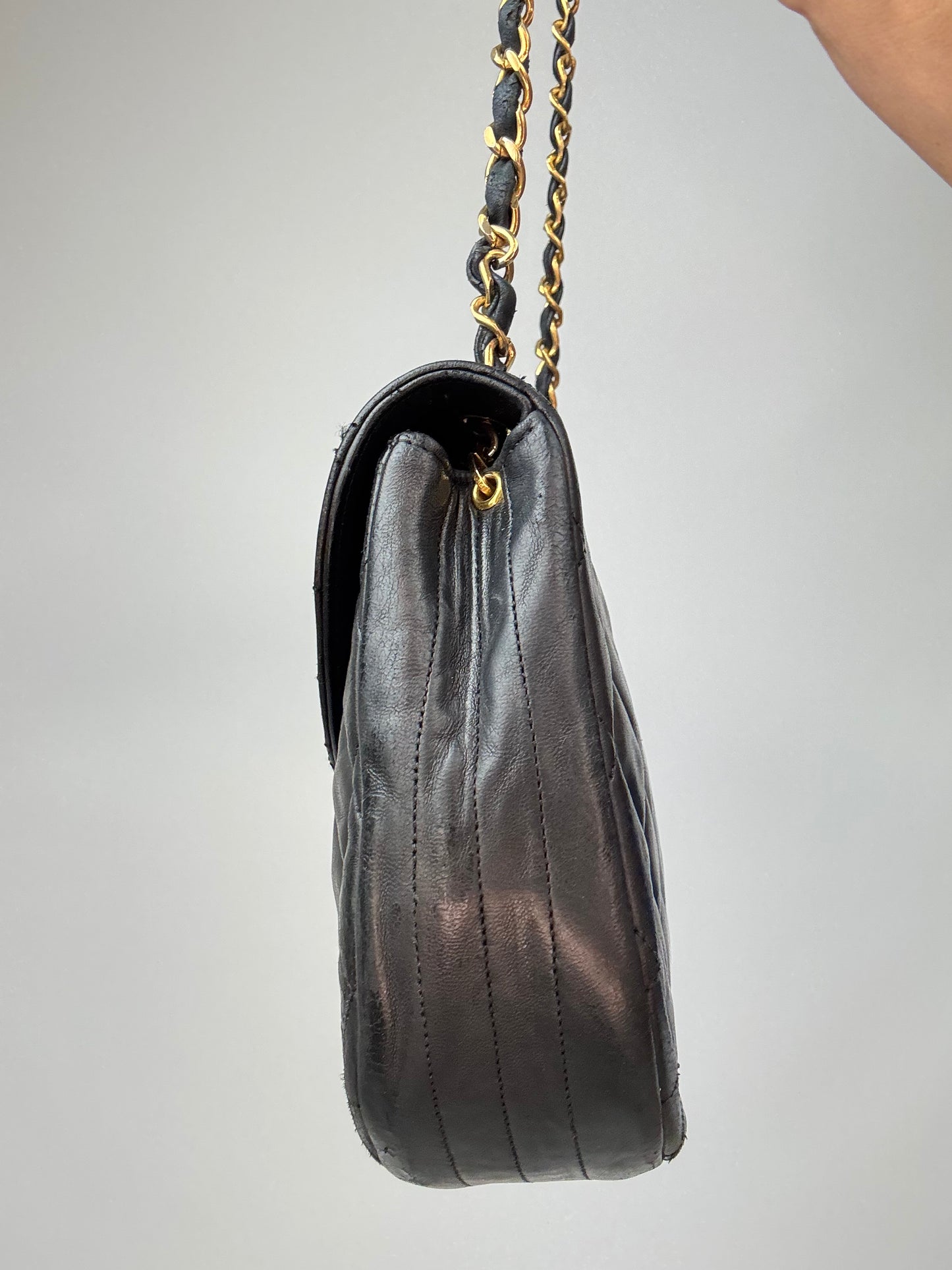 Chanel Round CC Chain Crossbody Bag 1986-1988