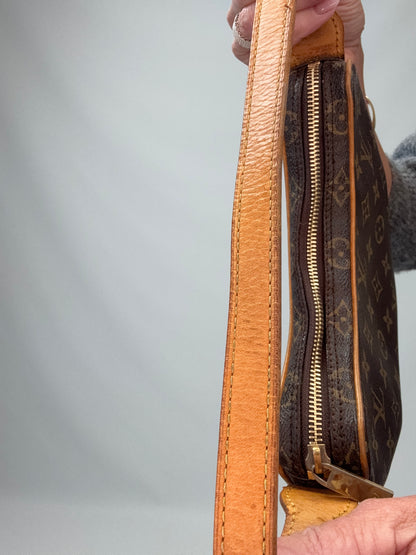 Louis Vuiiton Monogram Canvas Croissant PM Bag