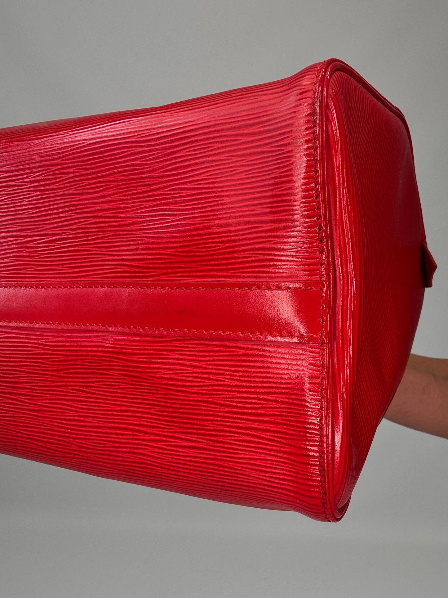 Louis Vuitton Epi Speedy 30 - Red