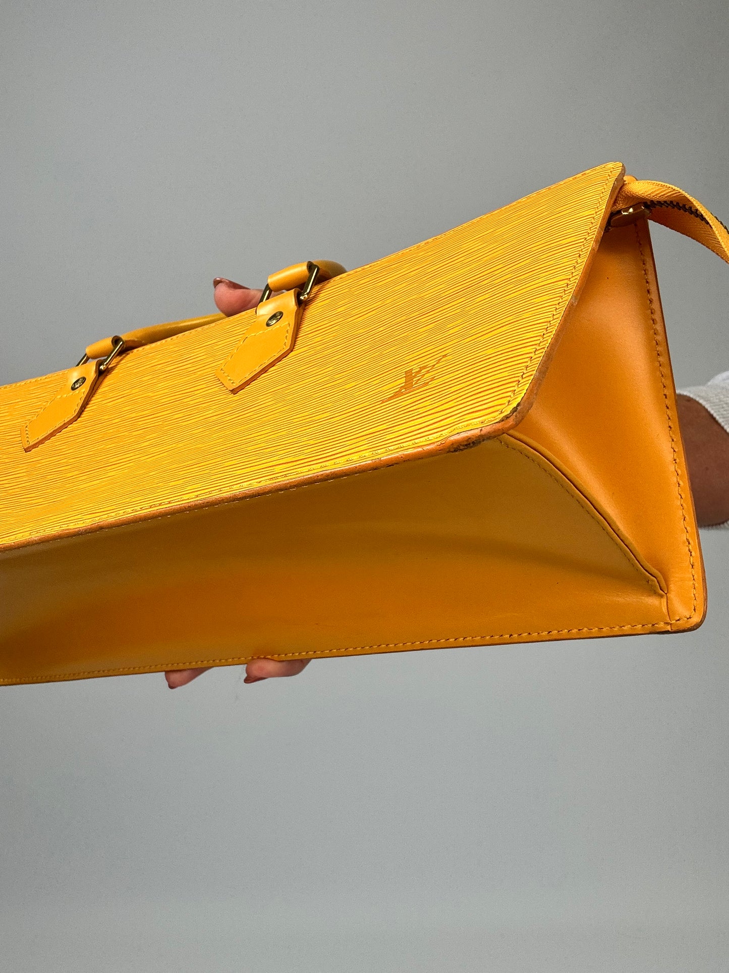 Louis Vuitton Epi Triangle Sac-Yellow