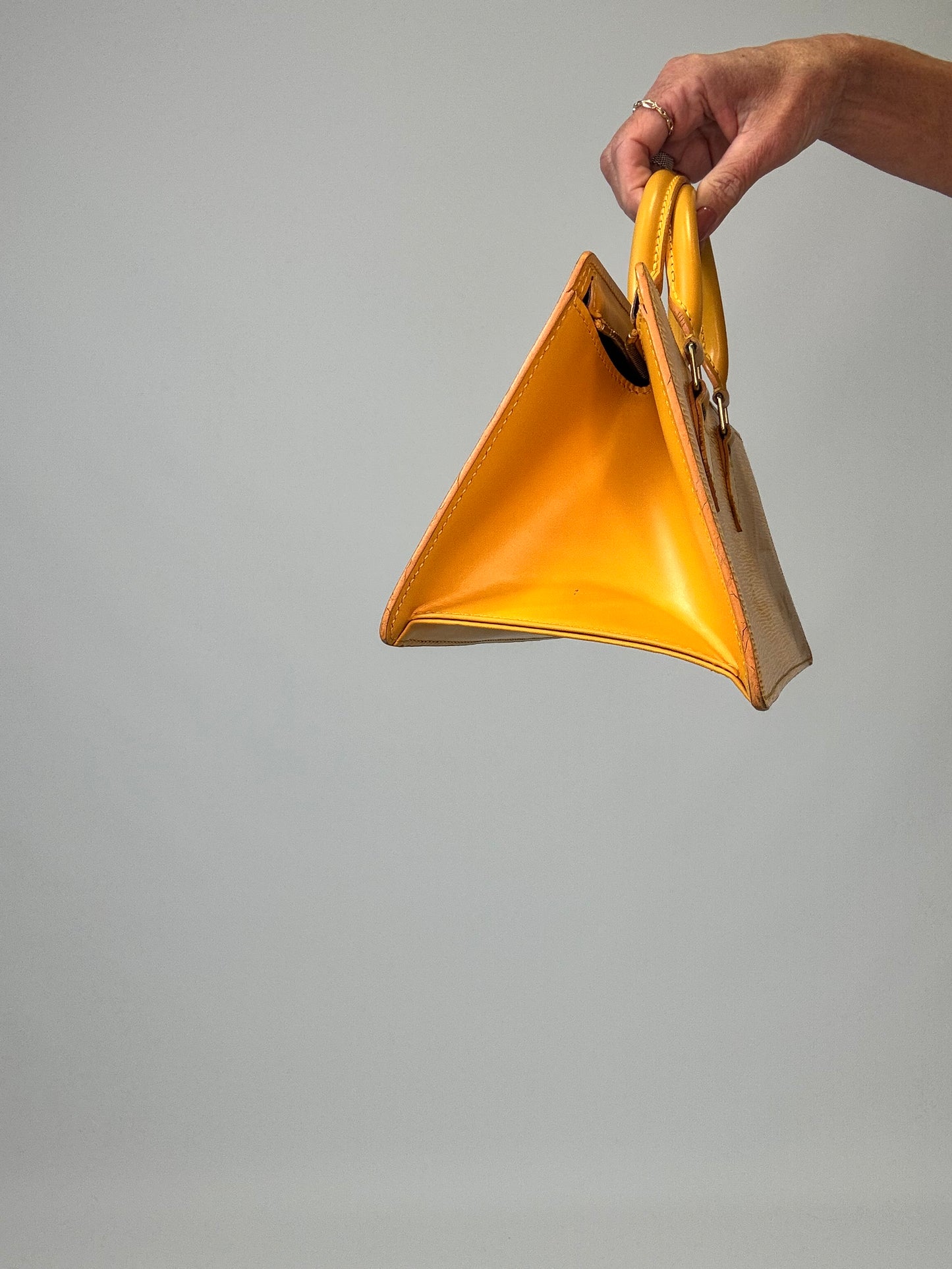Louis Vuitton Epi Triangle Sac-Yellow