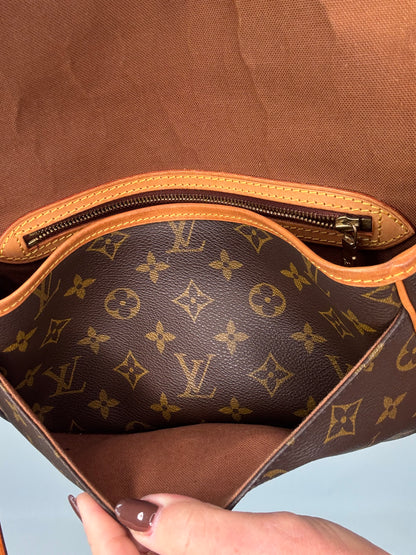 Louis Vuitton Monogram Canvas Gibeciere PM Bag - Vintage