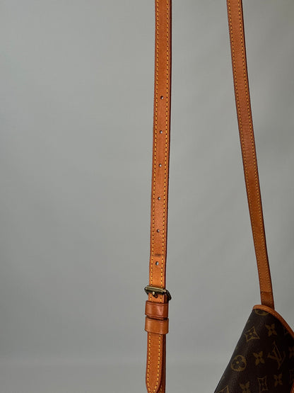 Louis Vuitton Monogram Canvas Gibeciere PM Bag - Vintage