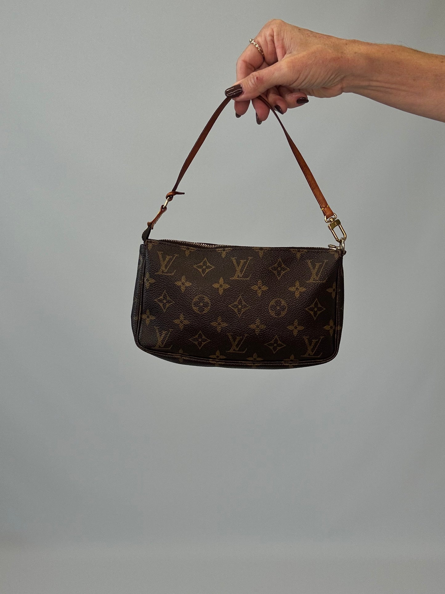 Louis Vuitton Monogram Canvas Pochette Accessoires