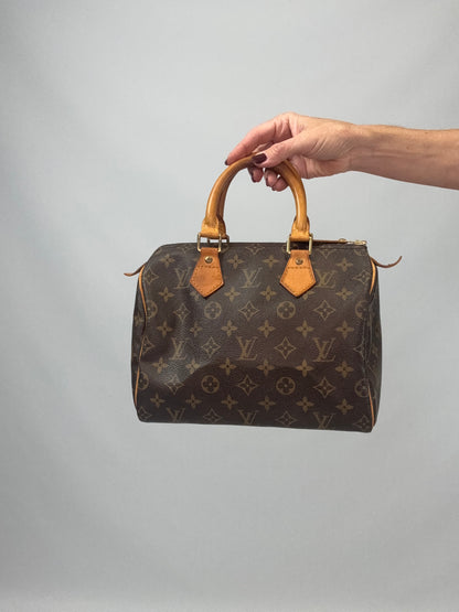 Louis Vuitton Monogram Canvas Speedy 25 - Vintage