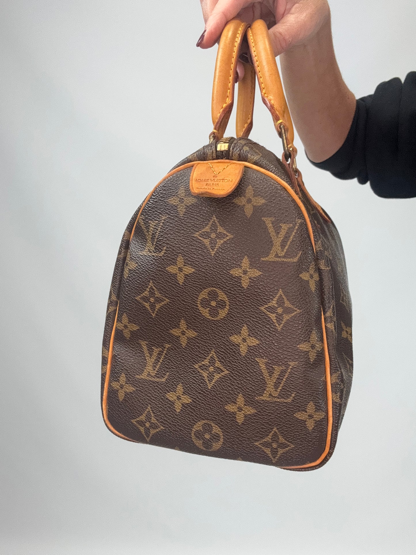 Louis Vuitton Monogram Canvas Speedy 25 - Vintage