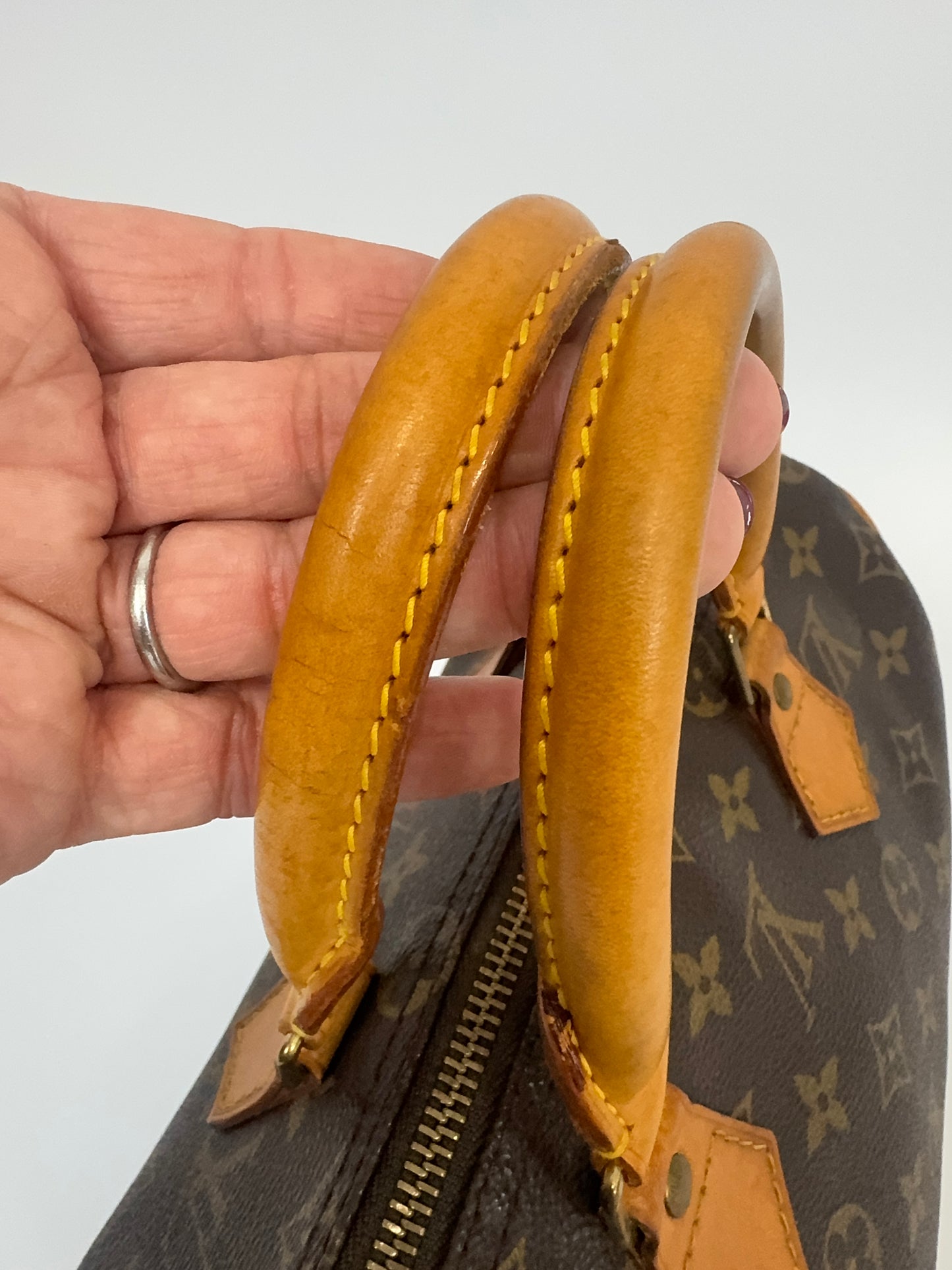 Louis Vuitton Monogram Canvas Speedy 25 - Vintage