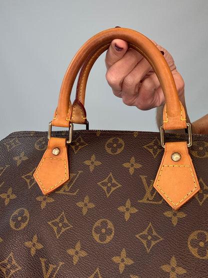 Louis Vuitton Monogram Canvas Speedy 30