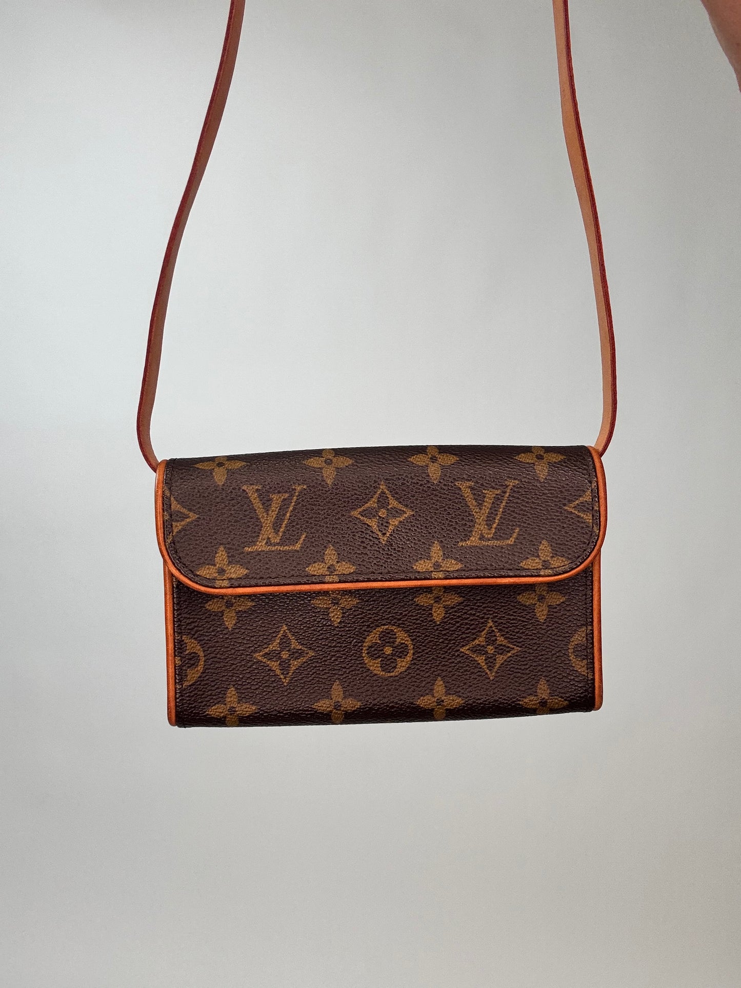 Louis Vuitton Monogram Pochette Canvas Florentine S - Belt Bag