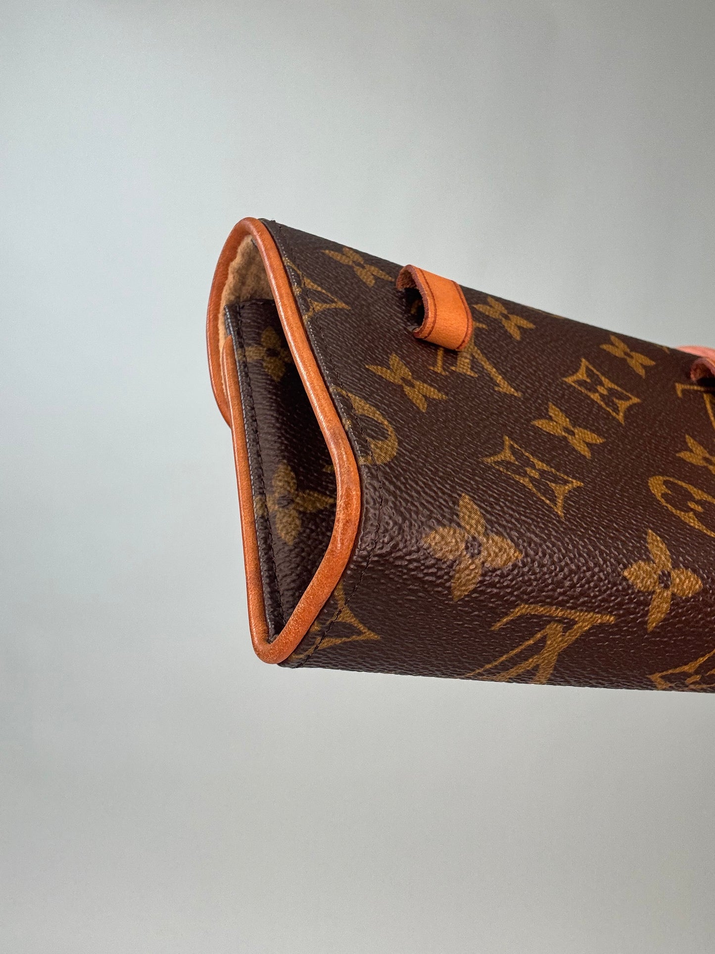 Louis Vuitton Monogram Pochette Canvas Florentine S - Belt Bag
