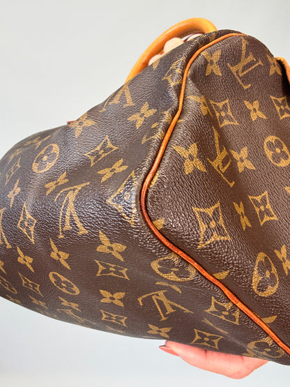 Louis Vuitton Monogram Speedy 25