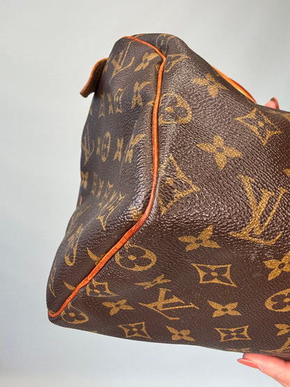 Louis Vuitton Monogram Speedy 25