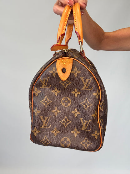Louis Vuitton Monogram Speedy 25