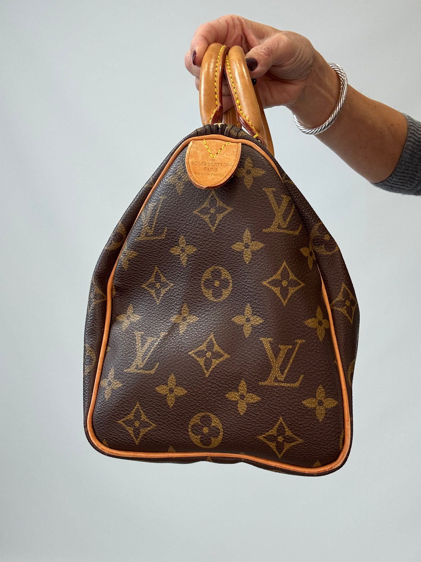 Louis Vuitton Monogram Speedy 25