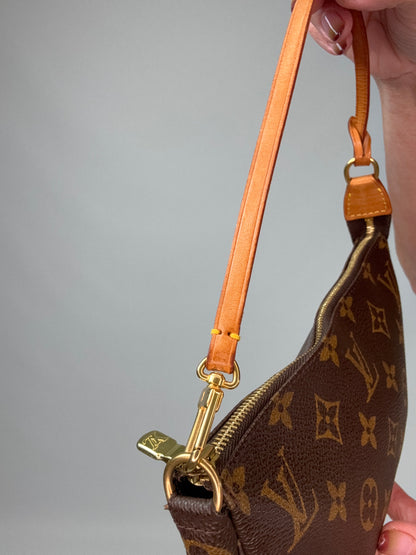 Louis Vuitton Pochette Accessoires Monogram Bag