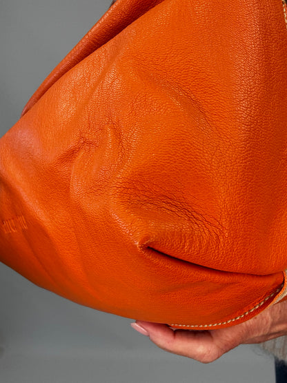 Miu Miu Leather Logo Shoulder Bag - Orange