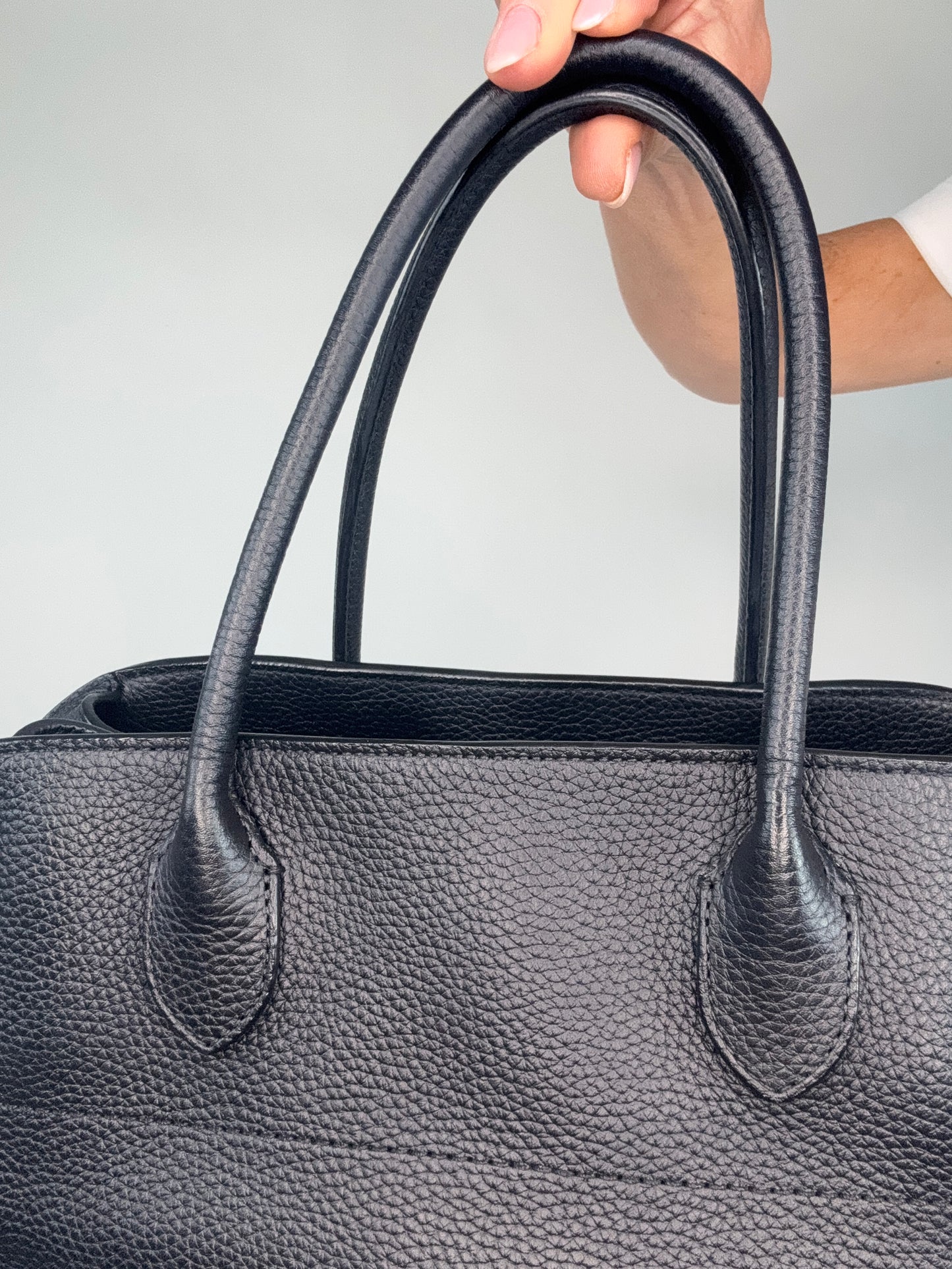The Row Matte Grained Calfskin Soft Margaux 15 - Navy