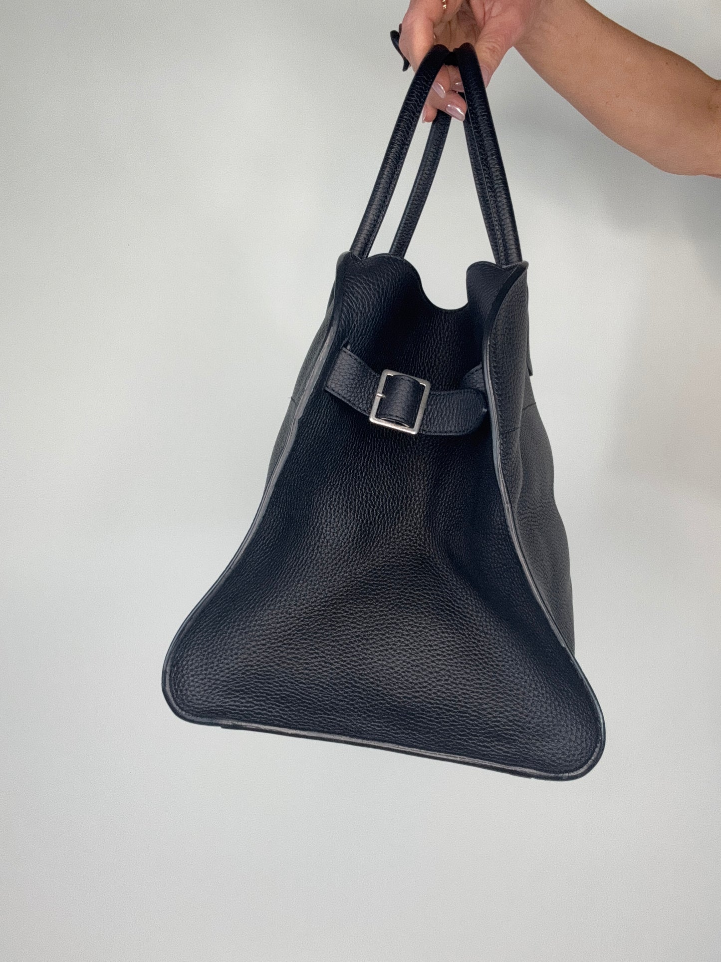 The Row Matte Grained Calfskin Soft Margaux 15 - Navy