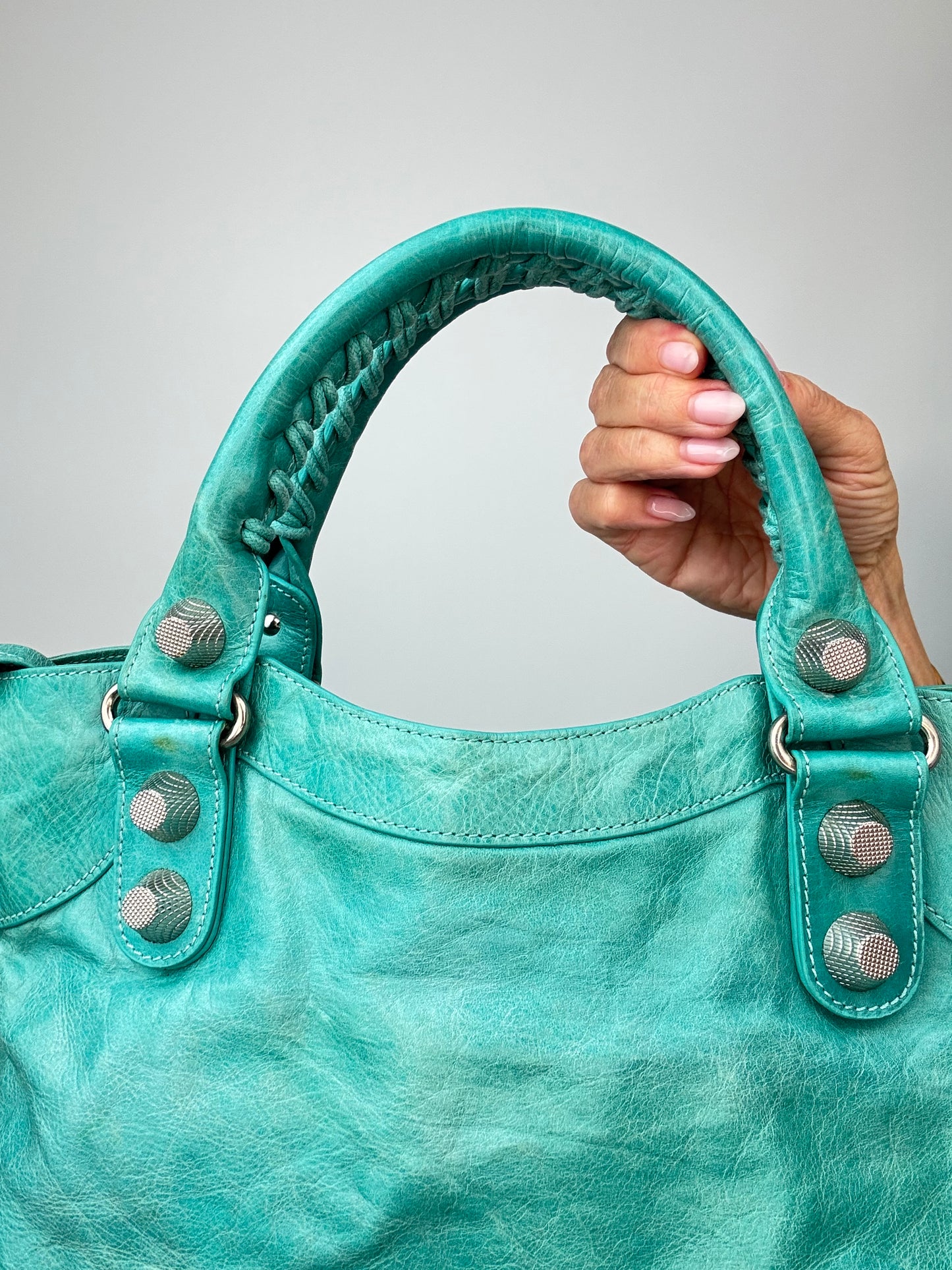 Balenciaga Giant Le City Bag Turquoise back of top handles