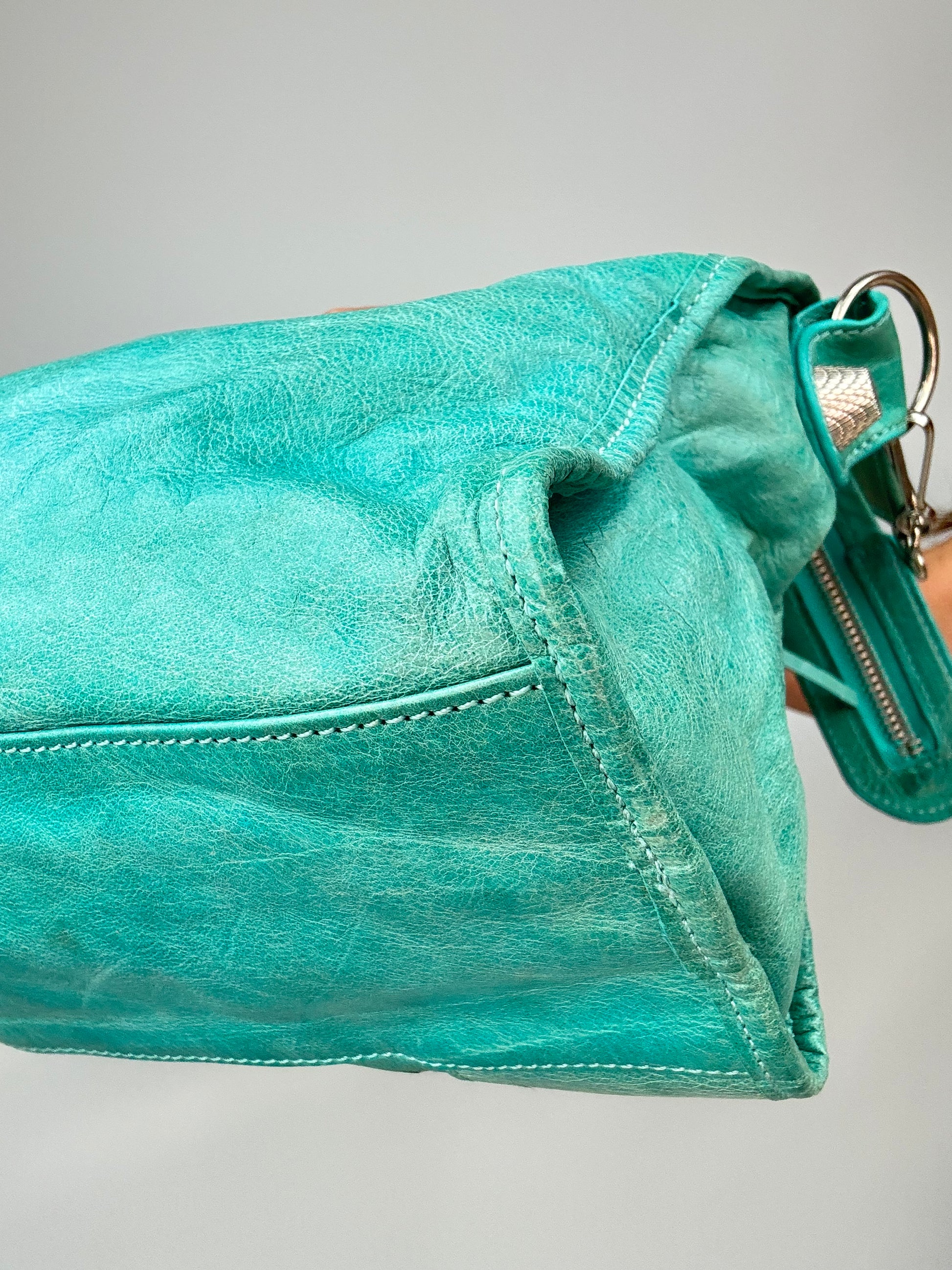 Balenciaga Giant Le City Bag Turquoise back right bottom corner