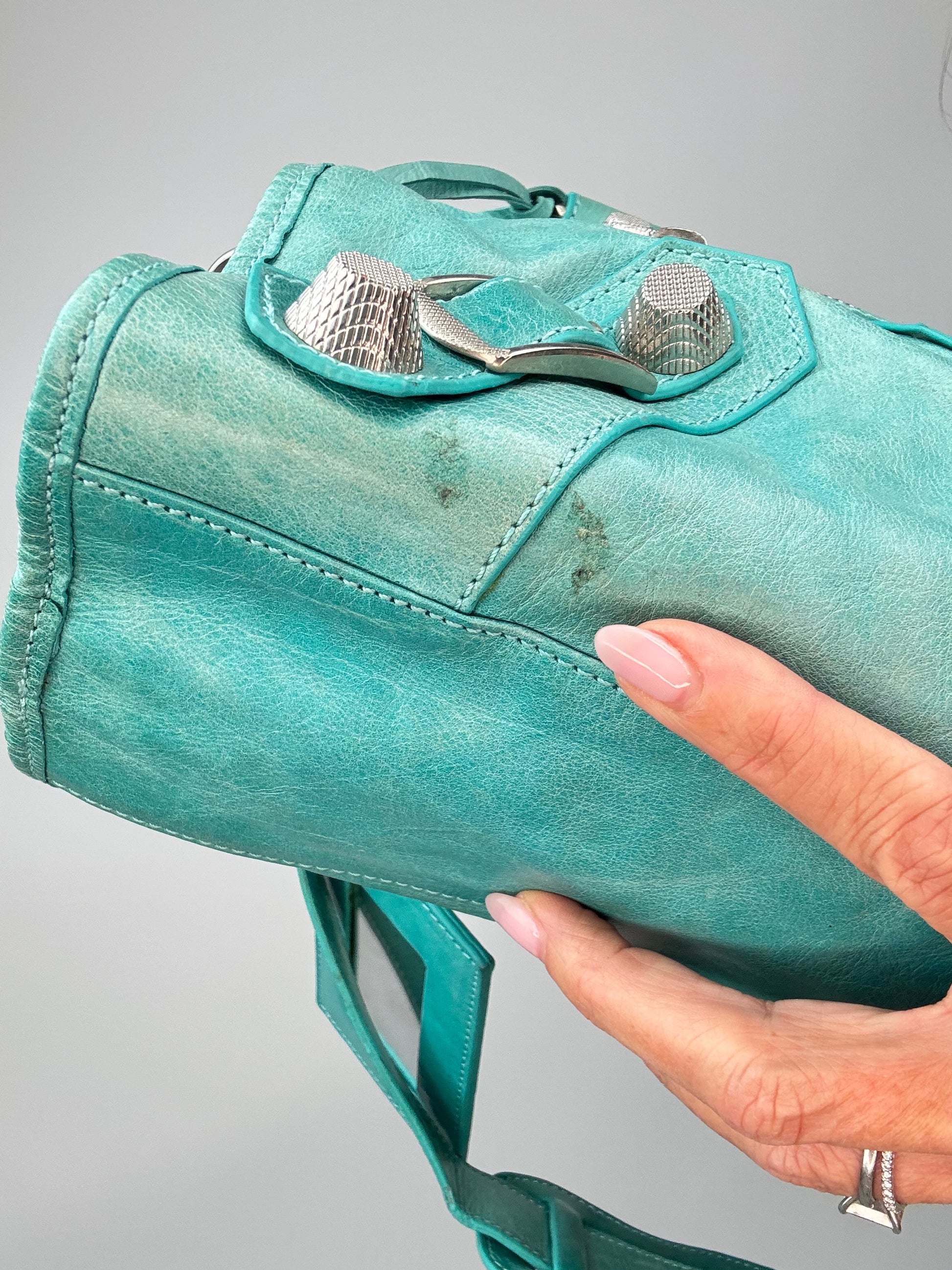 Balenciaga Giant Le City Bag Turquoise small stain on leather at bottom left