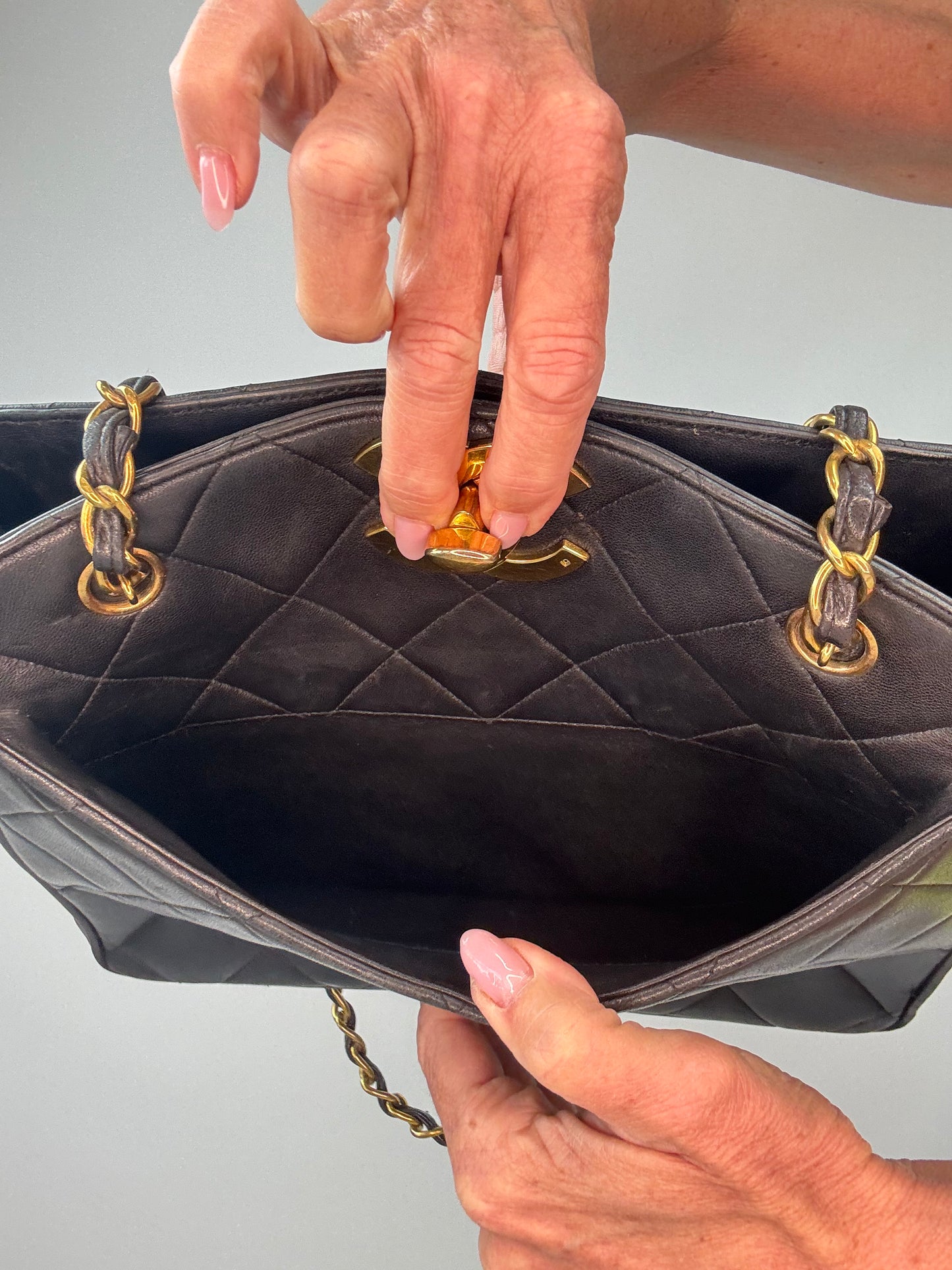 Chanel Black Quilted Caviar Leather CC Shoulder Bag interior front pocket