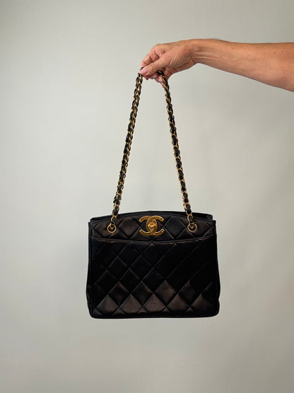 Chanel Black Quilted Caviar Leather CC Shoulder Bag