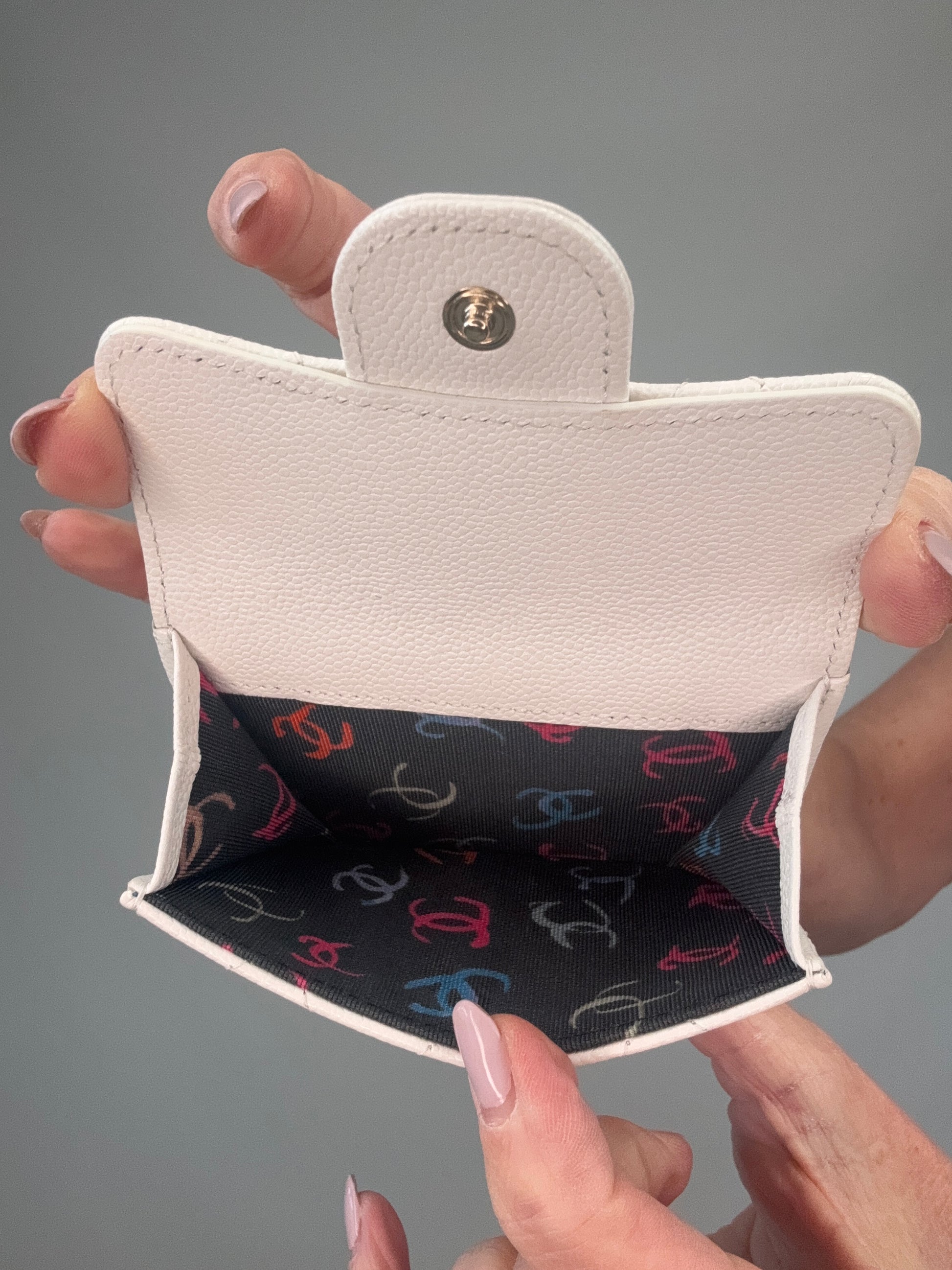 Chanel Quilted Caviar Small Flap Wallet White -interior