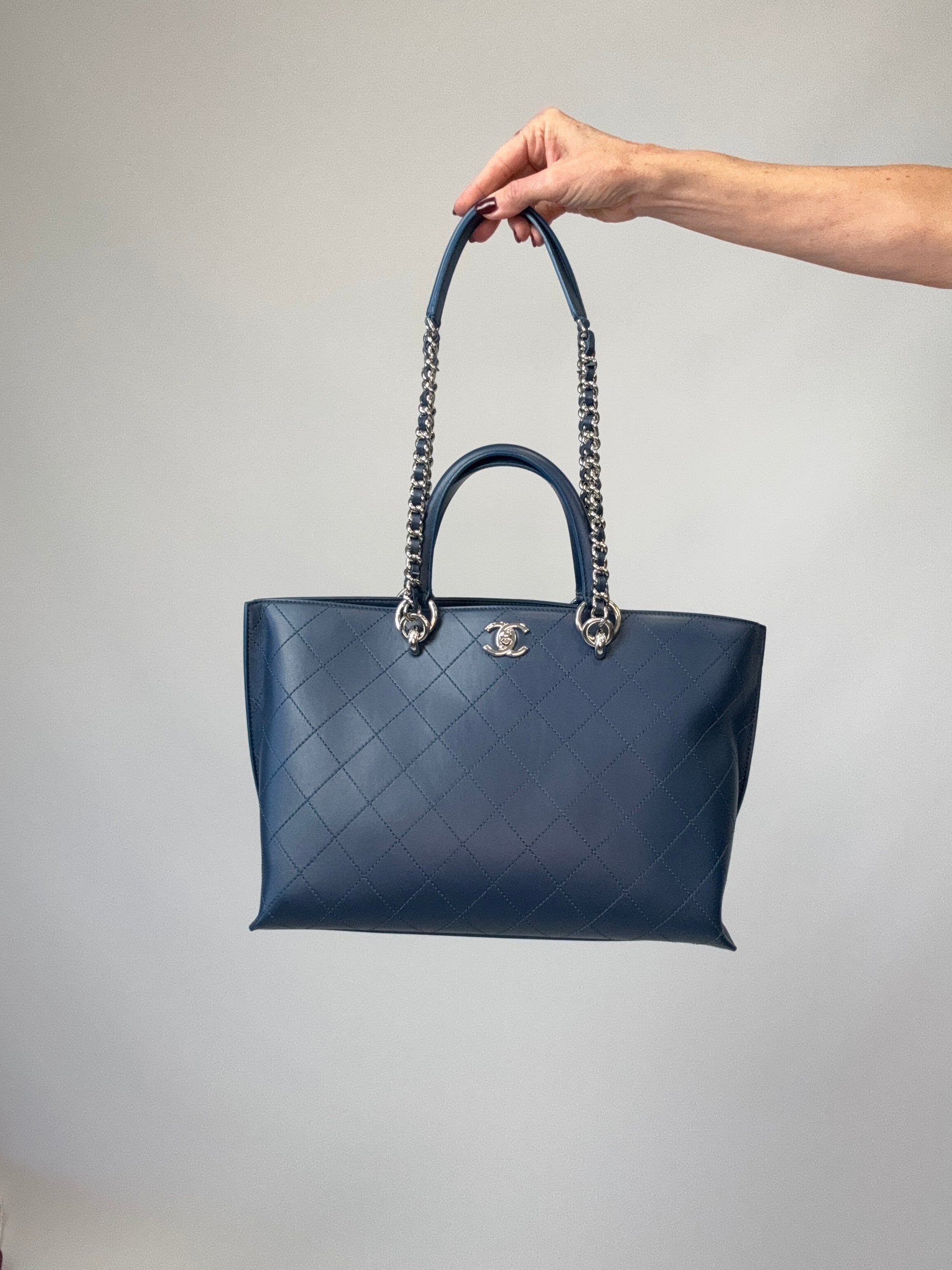 Chanel Ring My Bag Tote in Blue with shoulder strap extended