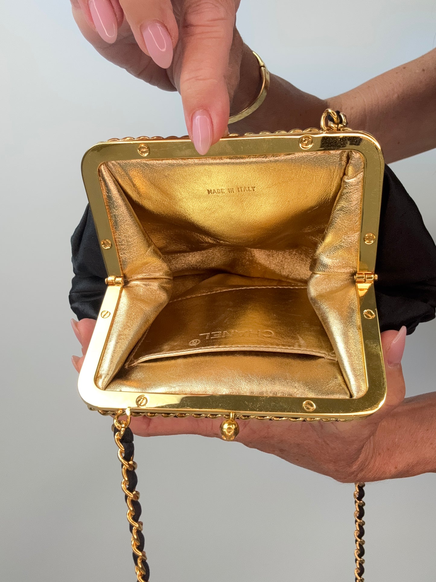 Chanel Satin Kiss Lock Shoulder Bag interior