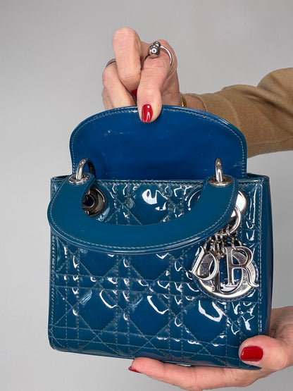 Christian Dior Mini Lady Cannage Patent Leather - Blue flap interior