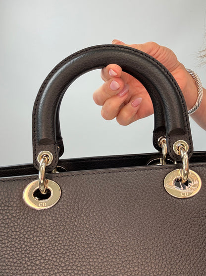 Dior Grained Calfskin Diorissimo Tote - Black top handle back