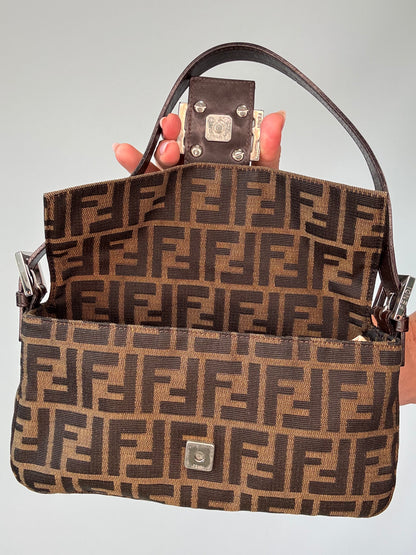 Fendi Zucca Baguette - Vintage 1999 flap interior