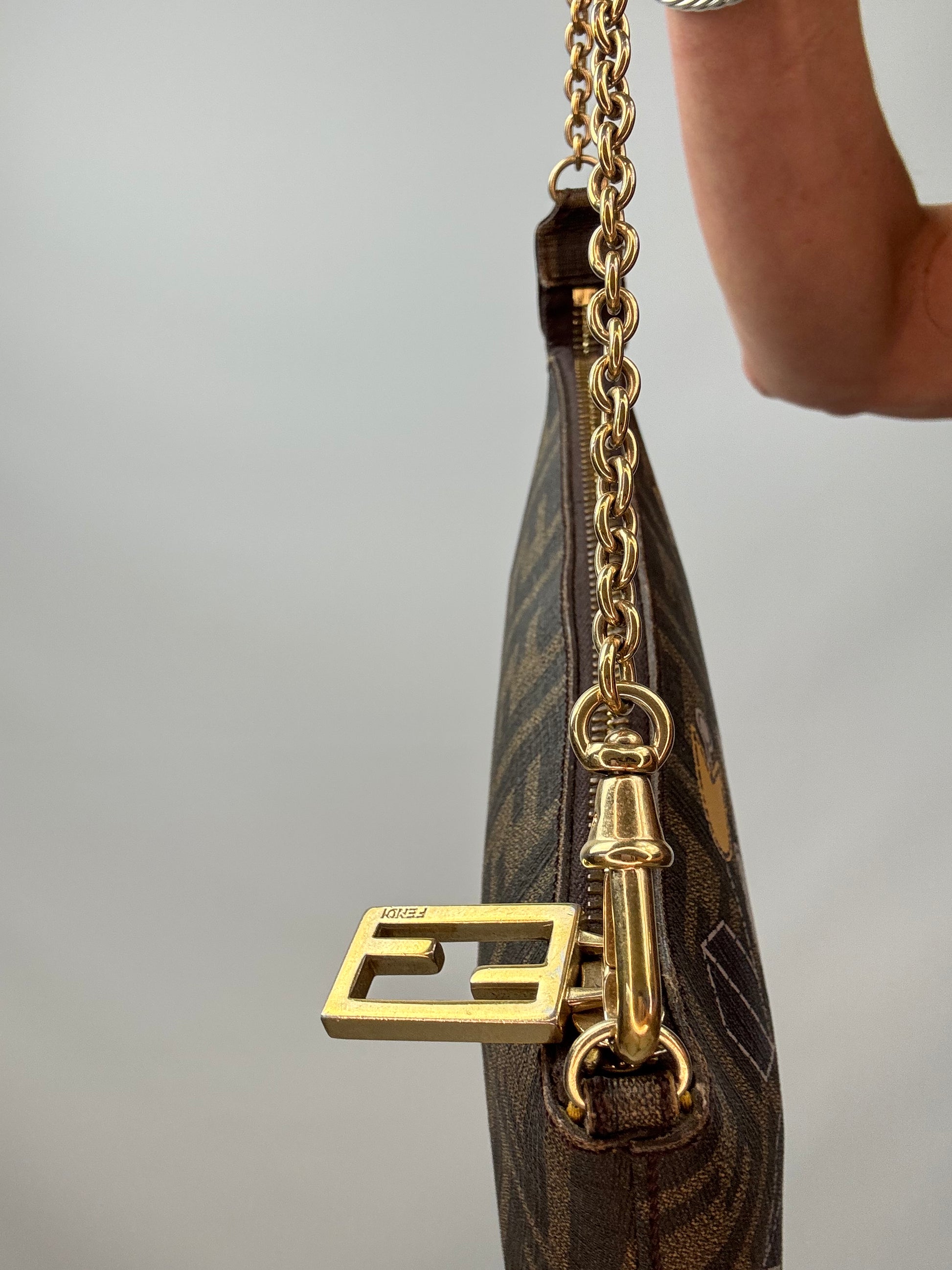 Fendi Zucca Spalmati Rose Ladybug Pochette Tabacco logo zipper pull
