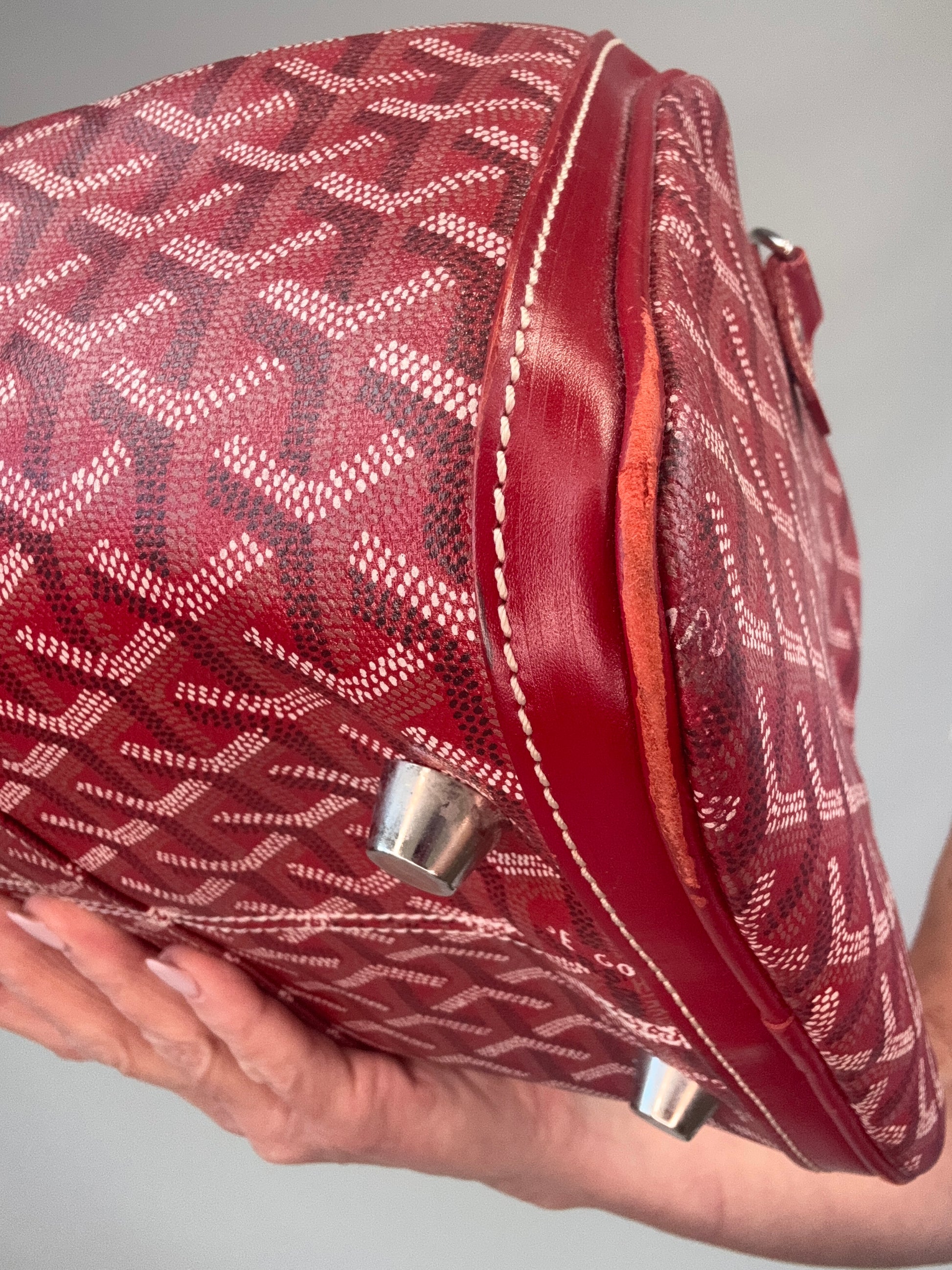 Goyard Goyardine Croisiere 35 front right bottom corner