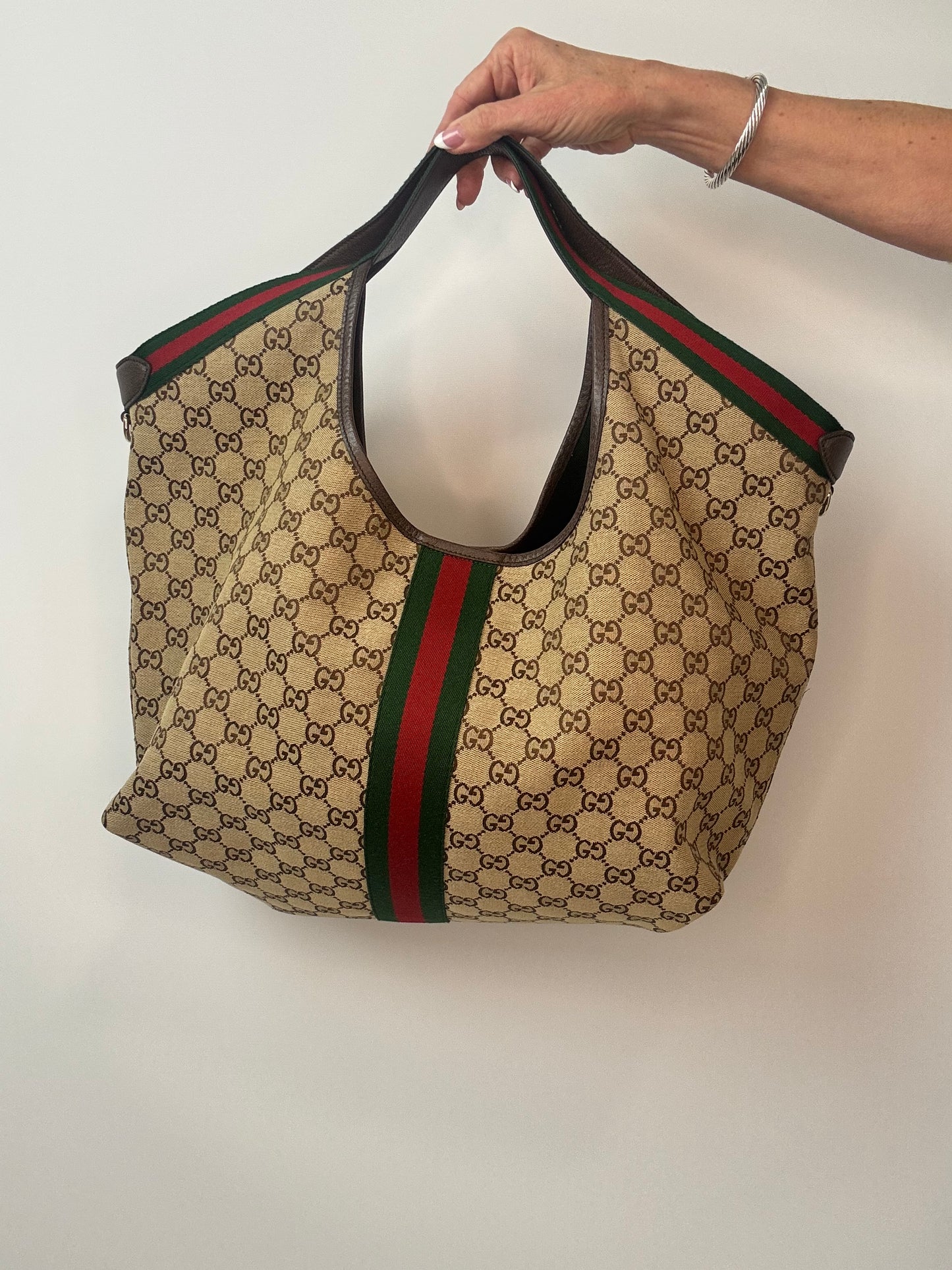 Gucci Giglio Large GG Canvas Tote Bag back of handbag
