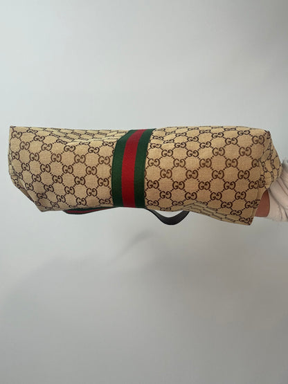 Gucci Giglio Large GG Canvas Tote Bag bottom of handbag